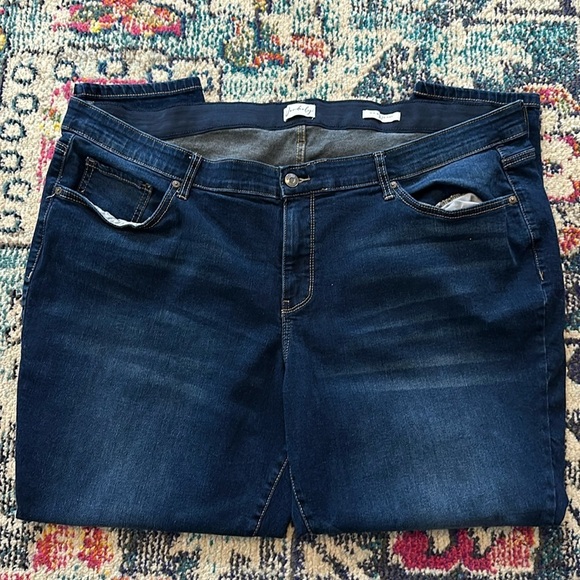 Wonderly Denim - Wonderly midrise skinny jean size 22W